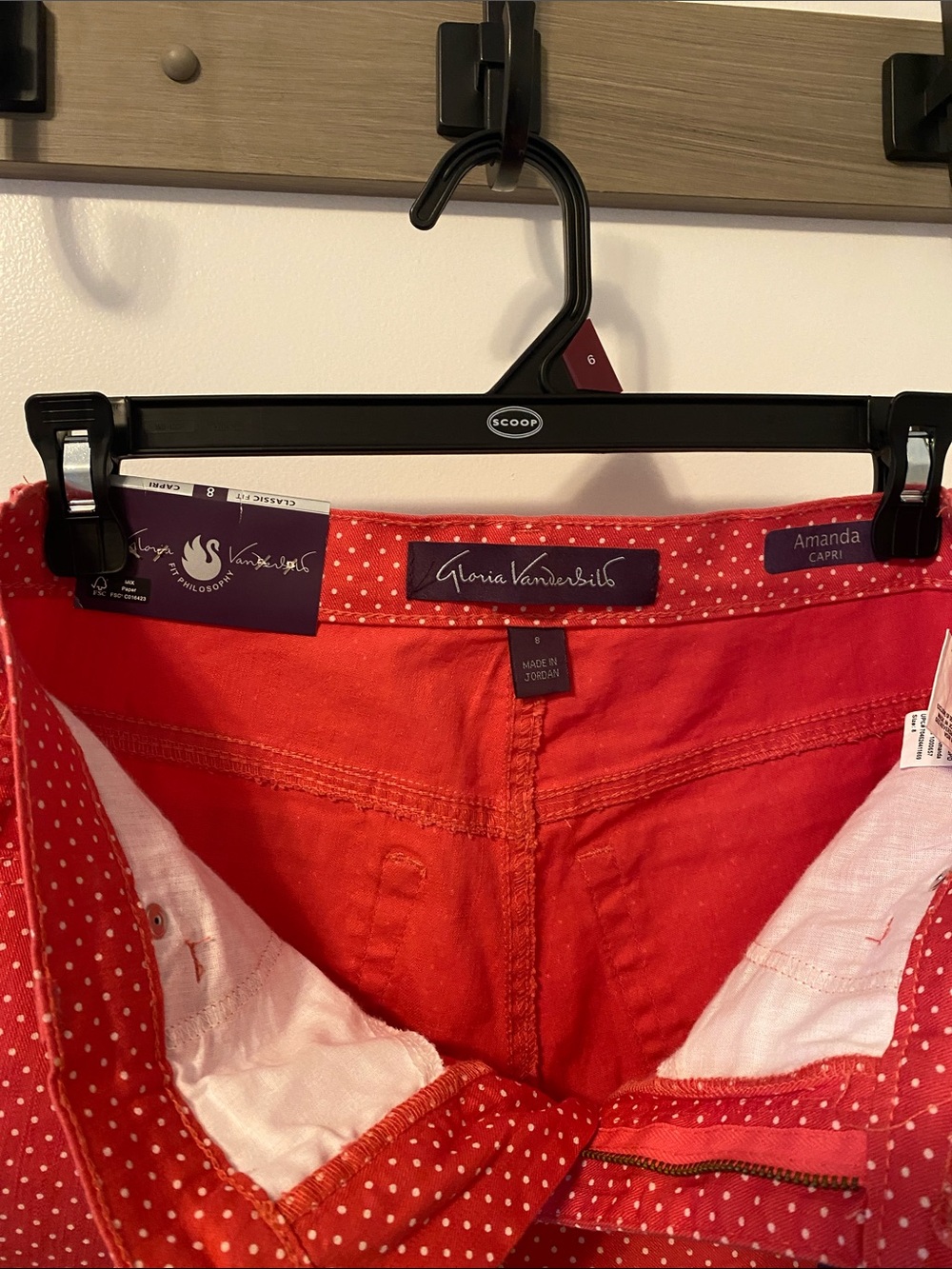 Capris - Picture 4 of 11